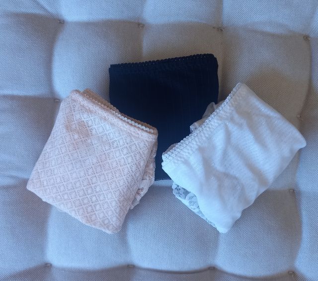 3 Braguitas Nuevas Talla XS