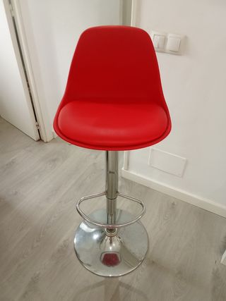 Taburete Alto Rojo y Plateado