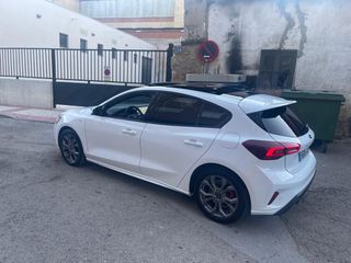 Ford Focus st line x de 155cv