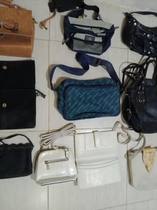 Lote de Bolsos y Carteras