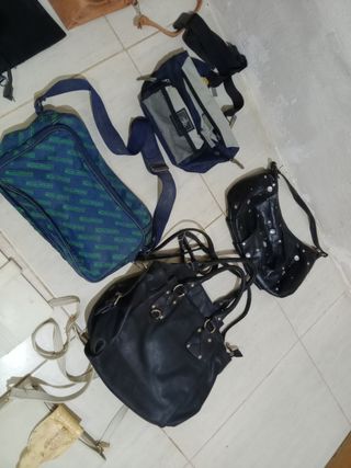 Lote de Bolsos y Carteras
