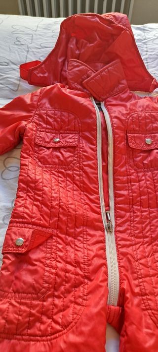 Mono de nieve rojo talla 2 años
