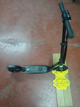 Patinete plegable con soporte