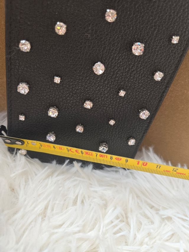 Bolsito Miu Miu Negro con Cristales