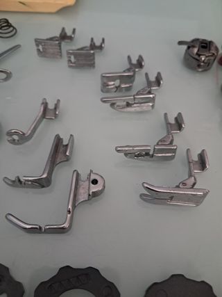 Accessori per macchine da cucire