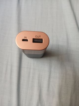 Cargador Portátil Duracell Negro y Dorado