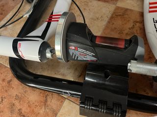 Rodillo Elite Magnético Bicicleta