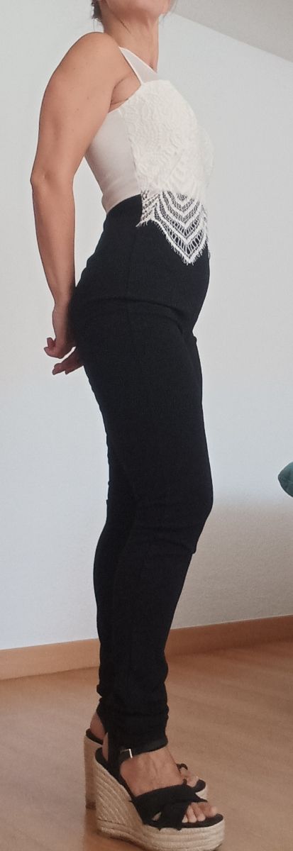 Traje negro elegante