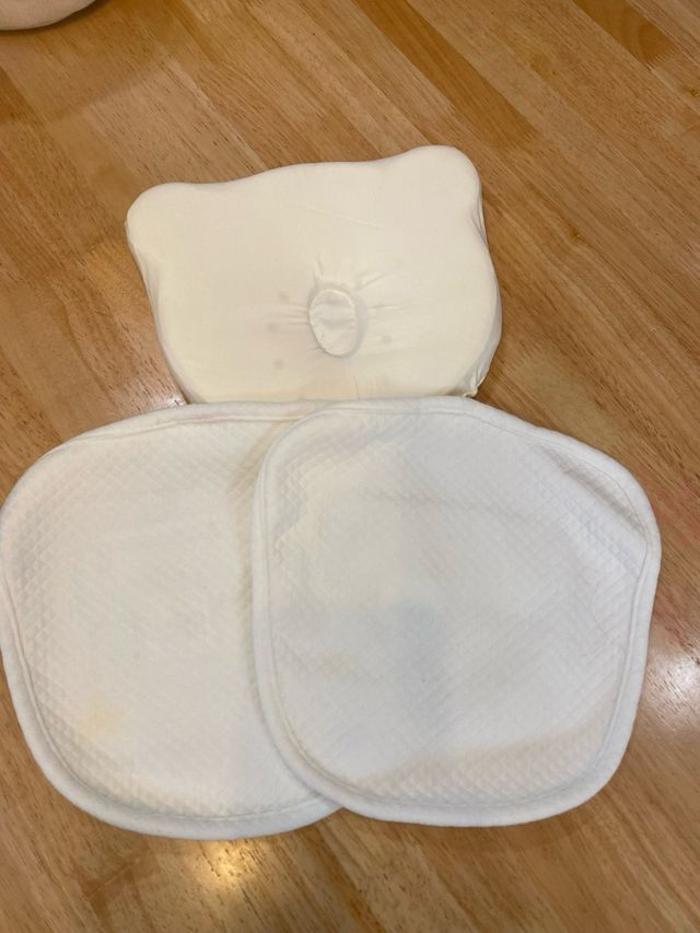 Lote 3 bajeras cuna y almohada bebé