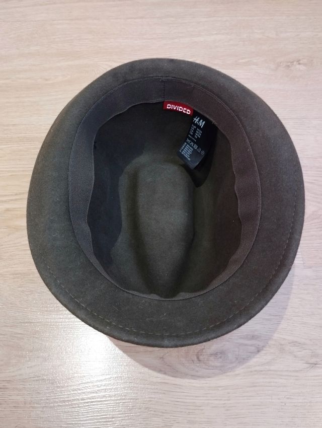 Sombrero de lana marrón