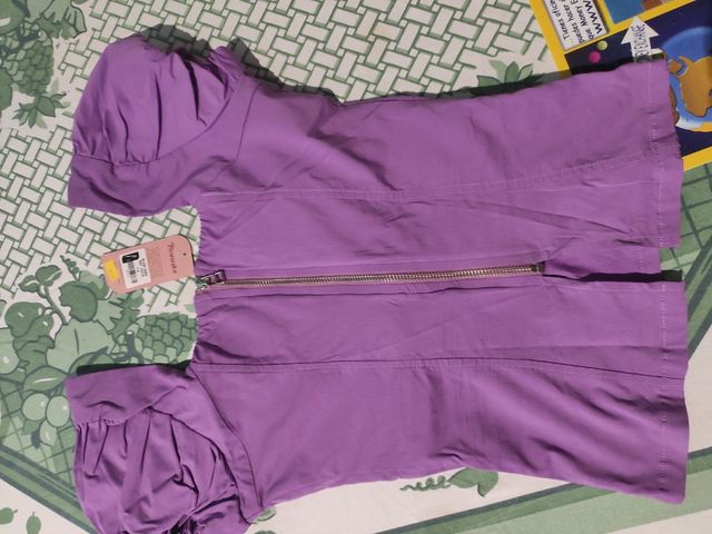 Blusa Morada Manga Abullonada