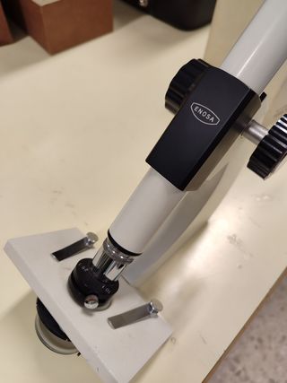 Microscopio Biológico Enosa