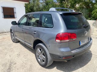 Volkswagen Touareg V10