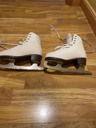 Patines sobre hielo niños talla 32 marca Oxelo
