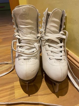 Patines sobre hielo niños talla 32 marca Oxelo