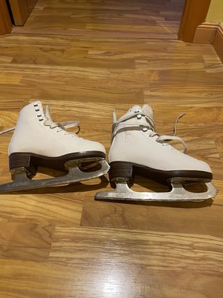 Patines sobre hielo niños talla 32 marca Oxelo