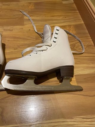 Patines sobre hielo niños talla 32 marca Oxelo