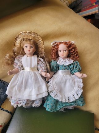 Muñecas de porcelana y accesorio coleccion Harrods