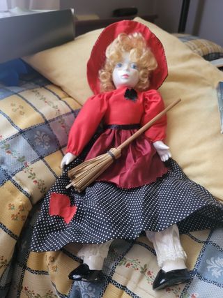 Muñecas de porcelana y accesorio coleccion Harrods