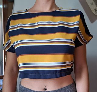 T-shirt crop a righe