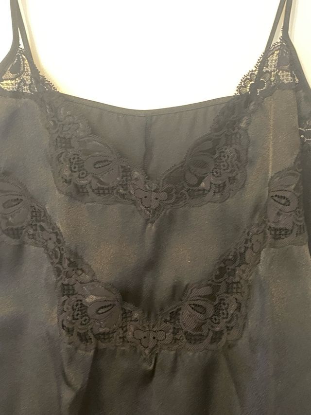 Due Canotte pizzo Macrame e una sottoveste