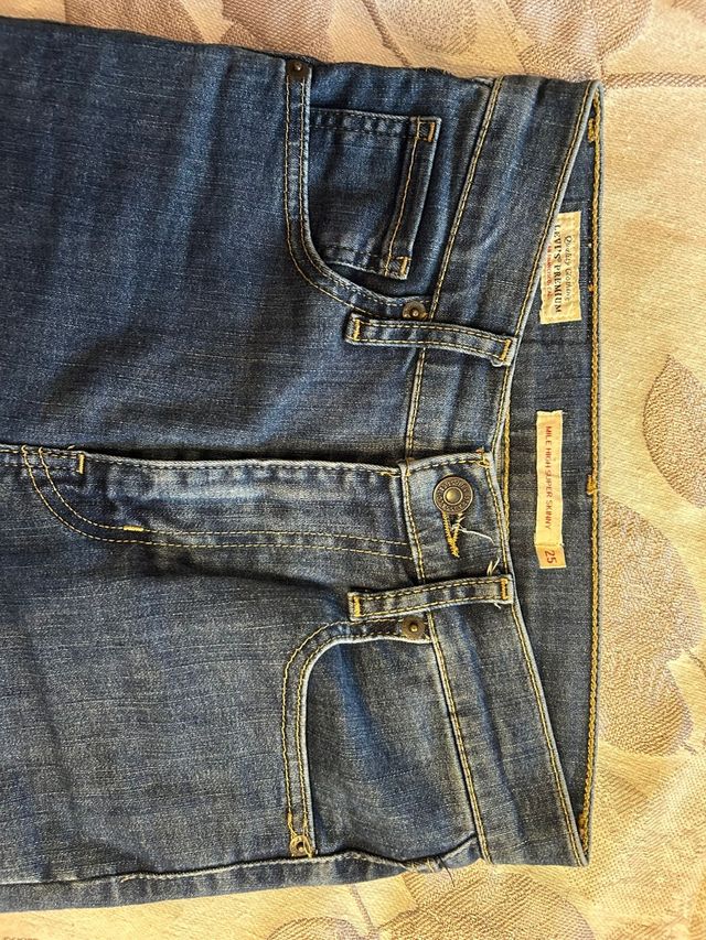 Vaqueros Levi's Mujer Talla 25