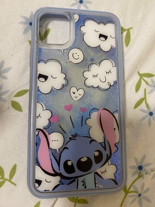 Funda iPhone 11 Primark Estampado Nubes y Stitch