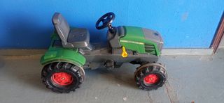 Trattore a pedali Fendt 211