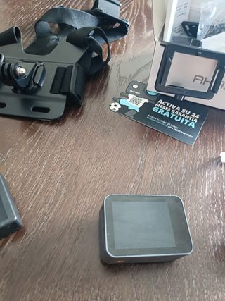 Cámara Akaso VX50 con Accesorios