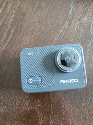 Cámara Akaso VX50 con Accesorios