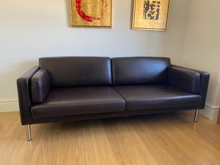 Sofá de Piel Marrón Oscuro Ikea