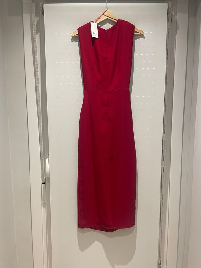 Vestido Silbon rojo con nudo y abertura