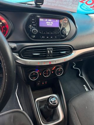 FIAT Tipo 2018 SE 1.4 16v GLP 120 Lounge 5p