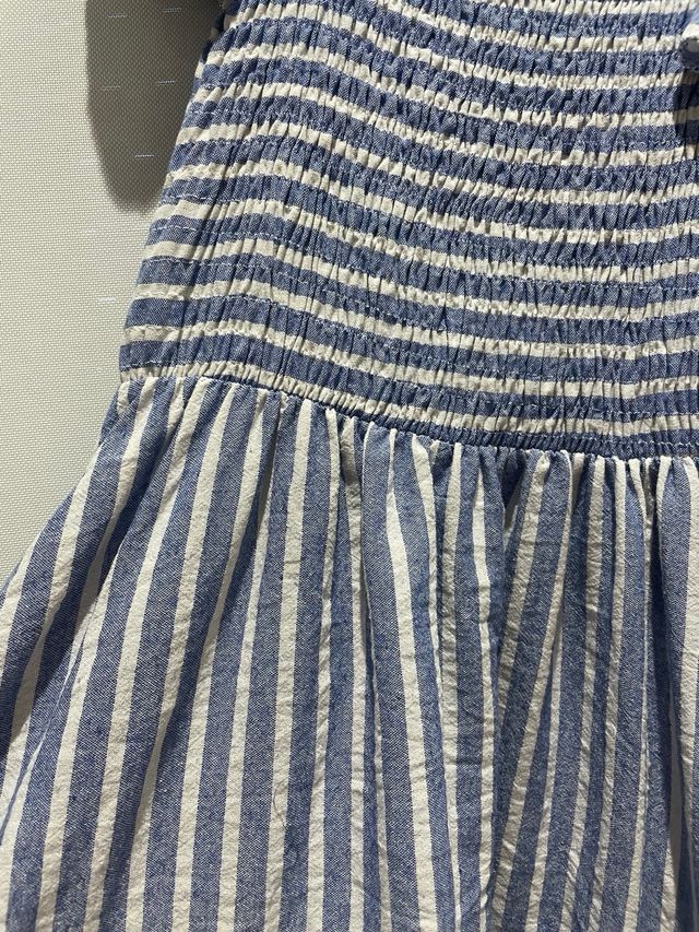 Vestido largo de rayas azules y blancas