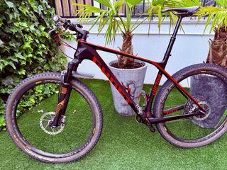 Bicicleta montaña GHOST LECTOR 5.9 (FULL CARBON)
