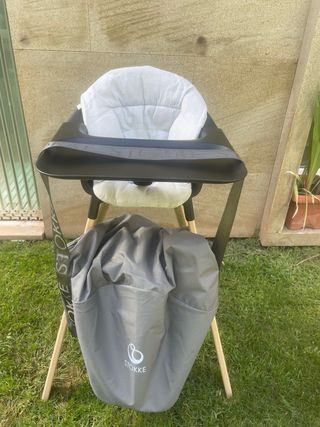 Trona Stokke con funda y cojin