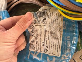 Cable eléctrico flexible 4mm fase, neutral, tierra