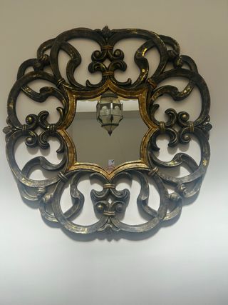 Espejo decorativo dorado y negro