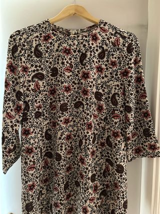 Vestido estampado floral manga larga