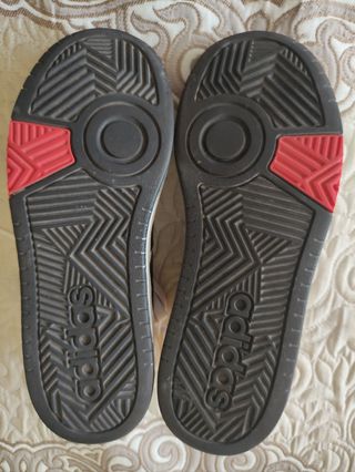 Adidas Blancas y Rojas Talla 37.5