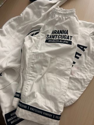 Kimonos Aranha Jiu Jitsu Blancos