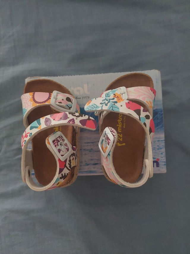Sandalias niña talla 22