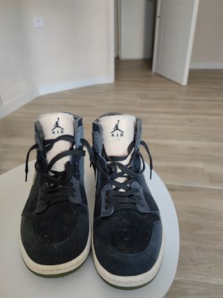 Nike Air Jordan 1 Mid SE Craft