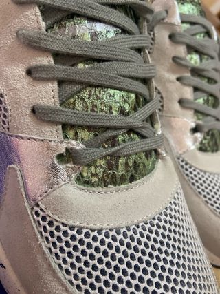 Zapatillas P448 Plata Talla 41 (Talla Pequeña)