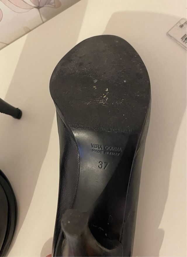 Zapatos de salón Vera Gomma piel negros T37