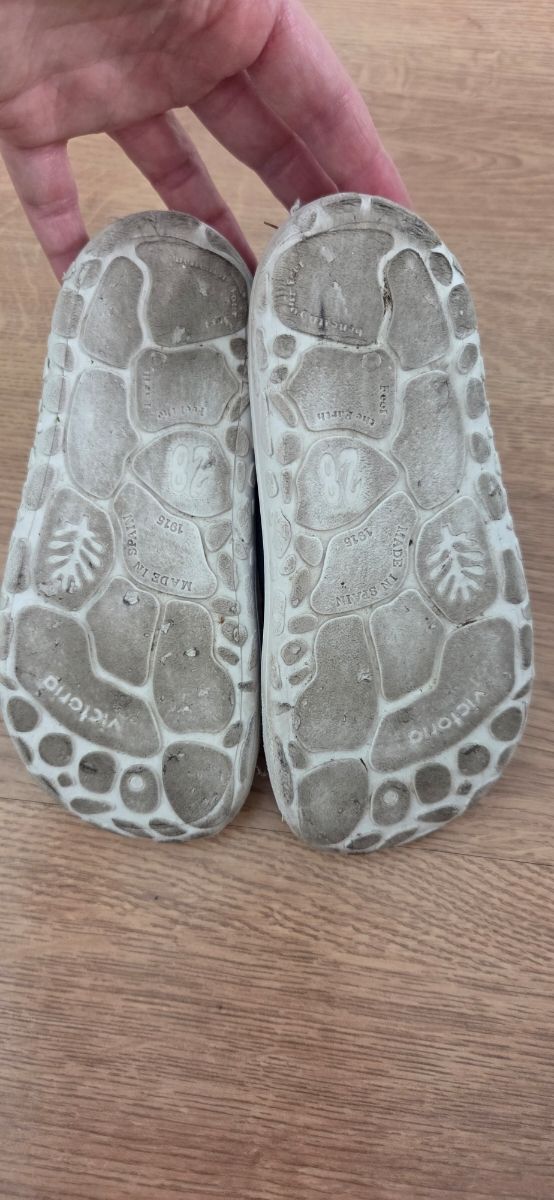 Zapatillas Victoria Boscoblona Barefoot Talla 28