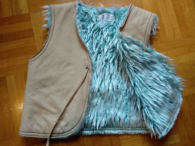 Chaleco peludo azul 5 años