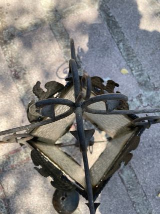 Farol de forja antiguo