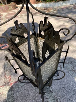 Farol de forja antiguo