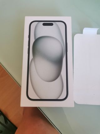 Caja iPhone 15
